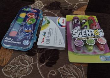 Zestaw. Przybory szkolne