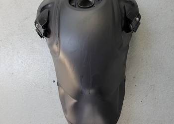 SUZUKI GSF 650 gladius zbiornik paliwa bak osłona