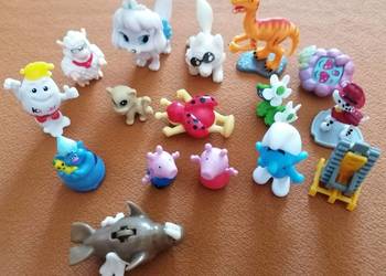 Zestaw miniaturowych figurek sztuk 16