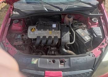 Silnik Clio 1.2 16 v sprawny