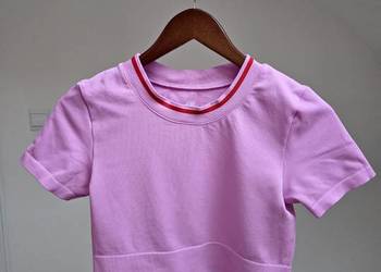 Różowy sportowy top crop bluzka