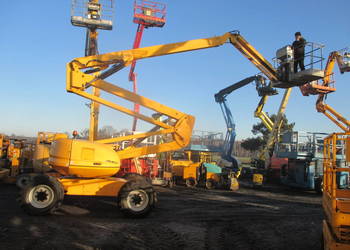 Podnośnik koszowy przegubowy 20 m Manitou 200ATJ 4x4x4