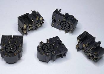 Gniazdo GM845-4 Unitra