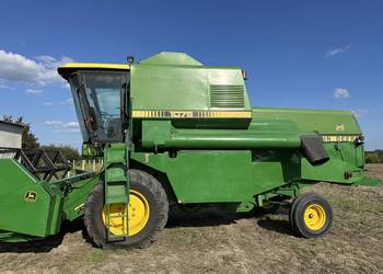 John Deere 1075