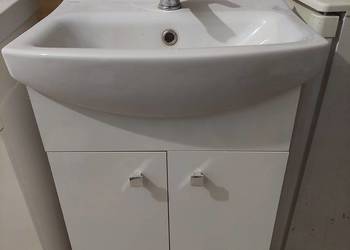 Szafka łazienkowa z umywalką biała