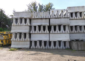 Bariery drogowe betonowe używane dwustronne
