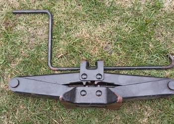 Lewarek Toyota Corolla