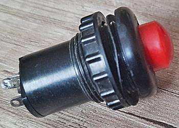 Przycisk zwierający prąd - radziecki  z lat PRL