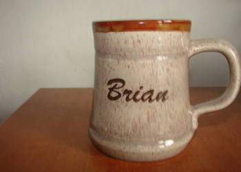 Brian - kubek Prinknash Pottery