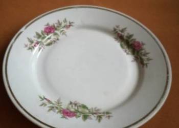Talerzyk deserowy,porcelana Włocławek,średnica 17cm
