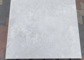 Gres / płytka podłogowa quenos light grey 79,8x79,8 i inne ret mat OPOCZNO