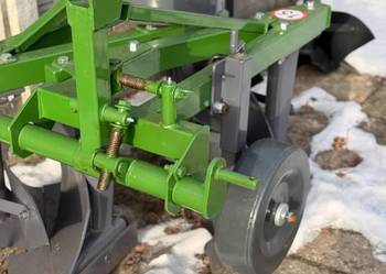 Pług dwuskibowy KUBOT do mini traktorków