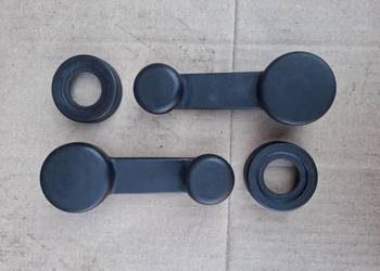 Korbki szyb maskownice korbek Fiat 126p Maluch