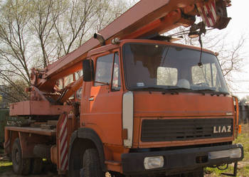 Dźwig samobieżny Liaz AD-14 14 t.