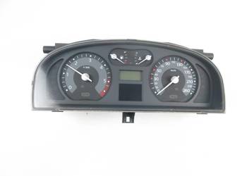 LICZNIK RENAULT LAGUNA II 2.2 dCi 8200291330