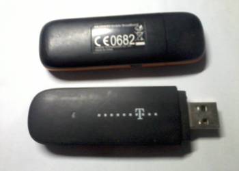 modem do internetu,,,paluszek płaski w którym umieszcza się