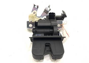 ZAMEK KLAPY TYŁ AUDI A4 B9 Sedan/Limuzyna 8W0827503