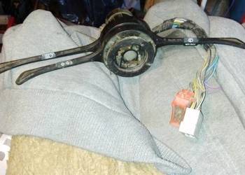 Przełącznik kierunkowskazów ŻUK POLONEZ FIAT125p Przełącznik kierunkowskazów ŻUK POLONEZ FIAT125p