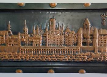 Metaloplastyka Gdańsk Panorama. Wymiary 29,5x57,5cm.