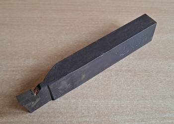 Nóż tokarski NNPa 32x20 H10