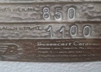 Pozostałości przyczepy do całkowitej odbudowy Bessacarr Cameo