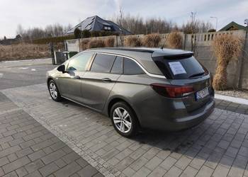 Opel Astra K 2018 1.4 150KM