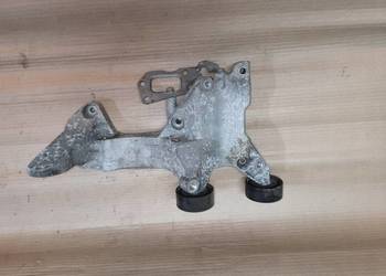 PODSTAWA ŁAPA ALTERNATORA AUDI VW 3.2 022260089