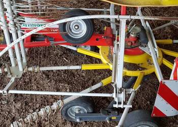 Zgrabiarka Pottinger Top 422