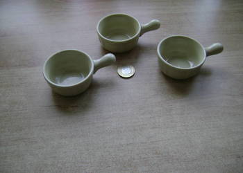 Starocie z PRL - Zestaw 3 tygielki ceramiczne z logo do rozpoznania TANIO