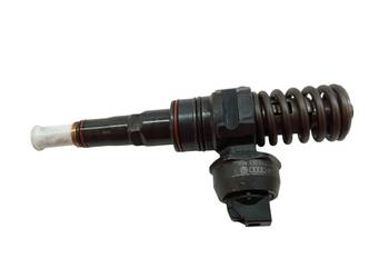 POMPOWTRYSKIWACZ 038130073AQ 0414720213 1.9 TDI VW Volkswagen Bora I