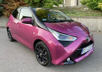 Toyota Aygo Selection X-CITE Magenta 2018 r. Polski Salon