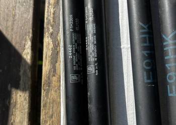 BMW e91 2006 Siłowniki klapy bagażnika i maski