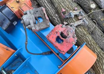 Zaciski hamulcowe przód SAAB 9-3 AREO