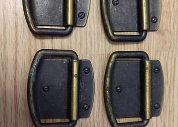 Stare uchwyty do mebli z lat 70 Cena za 4 szt Stare uchwyty do mebli z lat 70 Cena za 4 szt