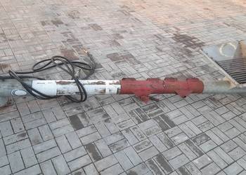 Żmijka do zboża z koszem zasypowym napęd hydrauliczny