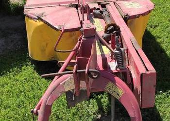 Sprzedam   kosiarkę rotacyjną 1,65m