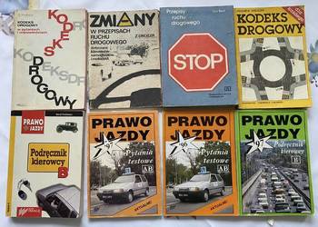Prawo jazdy-kodeks drogowy-zestaw 8 ksiazek z minionych lat