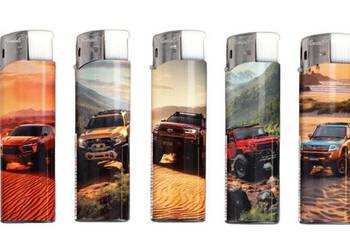 Zestaw 5 sztuk Klasycznych Zwykłych Zapalniczek Gazowych Piezo z Autami