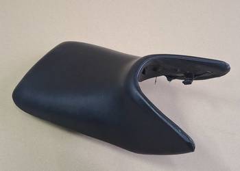 HONDA CBR 125 JC34 KANAPA FOTEL SIEDZENIE SIEDZISKO 77100-KPPA-9010