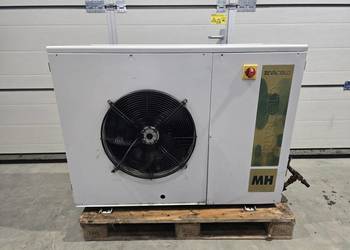 Agregat chłodniczy Rivacold L'unite FH4538Z-XG1A w zabudowie chłodnia