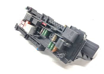 SKRZYNKA BEZPIECZNIKÓW MERCEDES X204 0-1670658-1 SUV 08-15 2.1 170KM