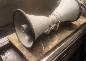 Głośnik nisko tonowy zewnętrzny radiowóz Milicja