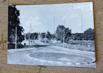 KONIGS WUSTERHAUSEN - JEDNA Z ULIC WJAZDOWYCH DO MIASTA
