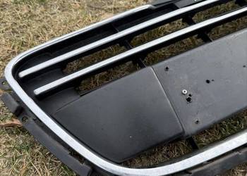 Grill / przednia kratka/ chrom Peugeott 508 2011
