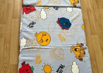 Materac składany do łózkeczka turystycznego.