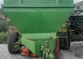 Rozsiewacz wapna wynajm