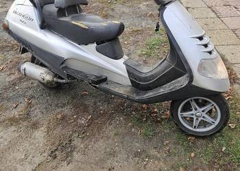 Skuter 125 4t Piaggio