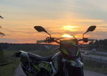 KTM 690 SMC EVO II SUPERMOTO AKRAPOVIC KAT.A2