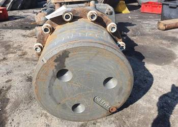 ZWROTNICA PRAWA PRZÓD VALTRA S 323 AGCO 1350364M91 ZWROTNICA PRAWA PRZÓD VALTRA S 323 AGCO 1350364M91