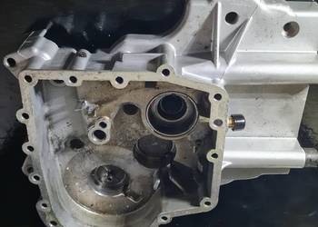 BMW R 850 R karter połówka element skrzyni OE 1340317